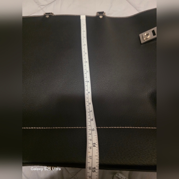 FERRAGAMO GANCINI VINTAGE NEW Padlock Black Leather Men's Bag - Picture 15 of 16